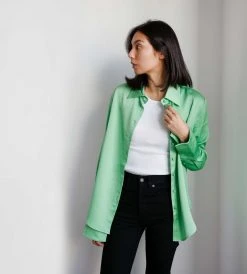 Anna Quan | Lana Shirt | Apple