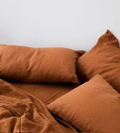 Cultiver | Linen Fitted Sheet | Cedar