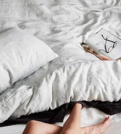 Homewares Cultiver | Linen Duvet Cover Set | Pinstripe