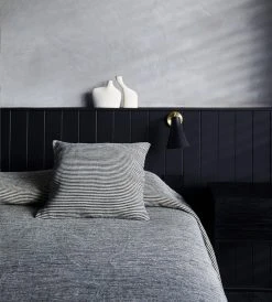 Homewares Cultiver | Mira Linen Bedcover | Ellis Stripe