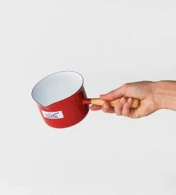 Falcon Enamelware Deluxe Enamel Gravy Maker | Red & White Homewares