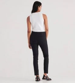 Fashion + Beauty Elka Collective | Cassia Pant | Black