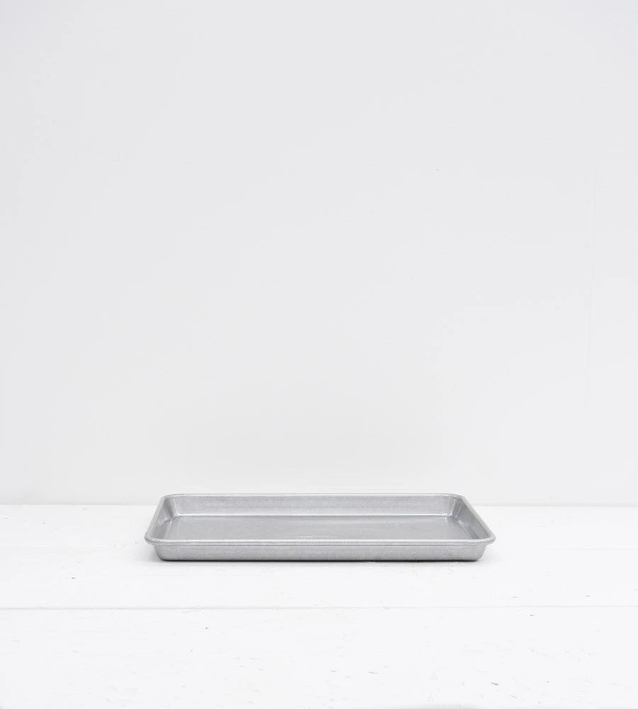 USA Pan | Jelly Roll Pan | 14 X 9.4 X1" (36.2 X 23.9 X 2.5cm) Homewares