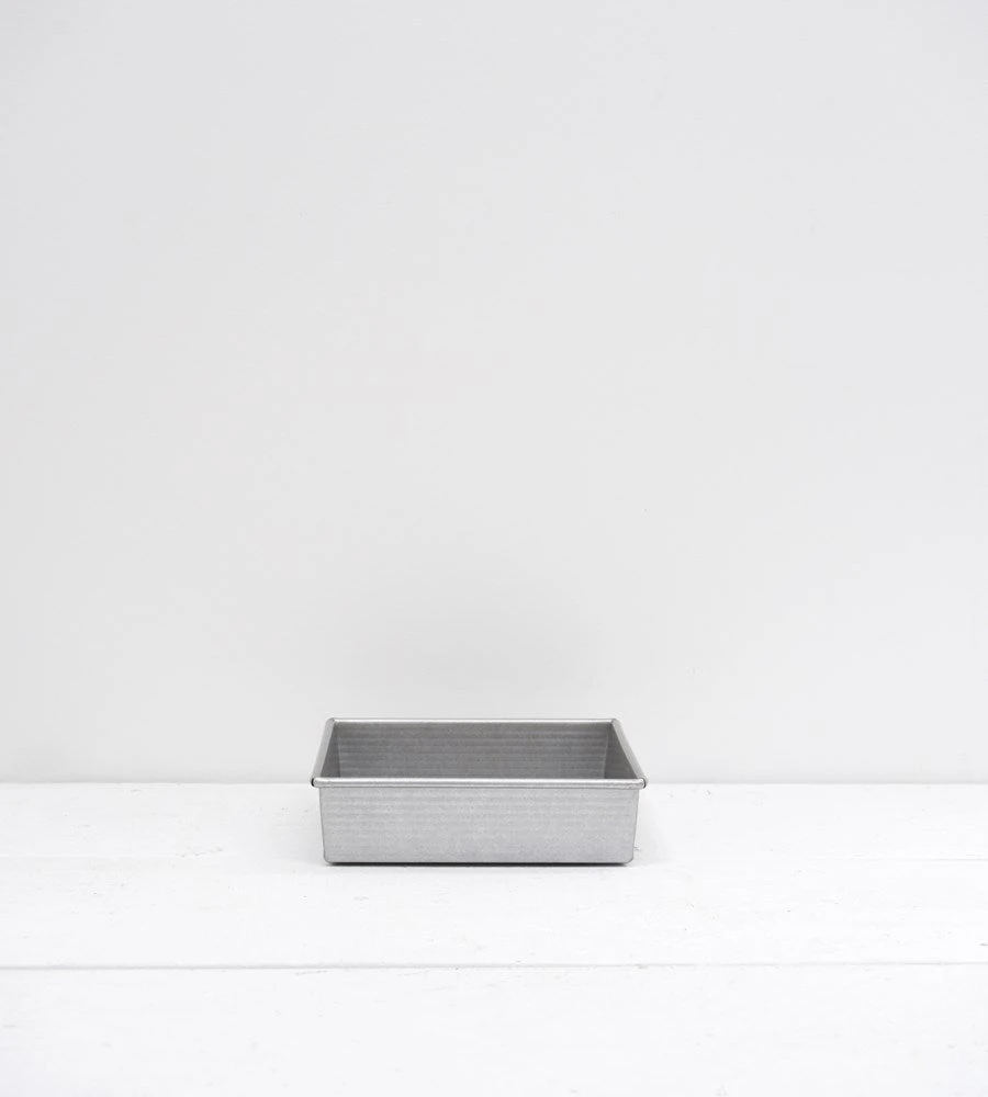 USA Pan | Square Cake Pan | 8 X 8" (20.3 X 20.3 Cm)