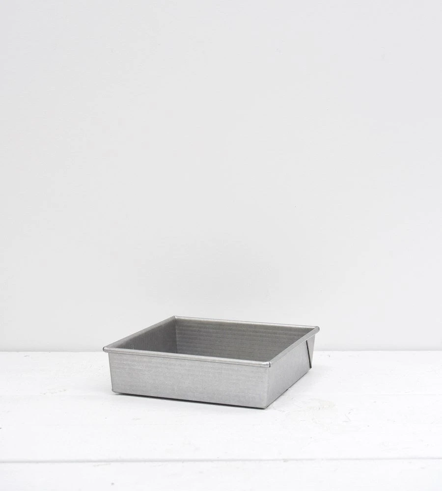 USA Pan | Square Cake Pan | 8 X 8" (20.3 X 20.3 Cm)