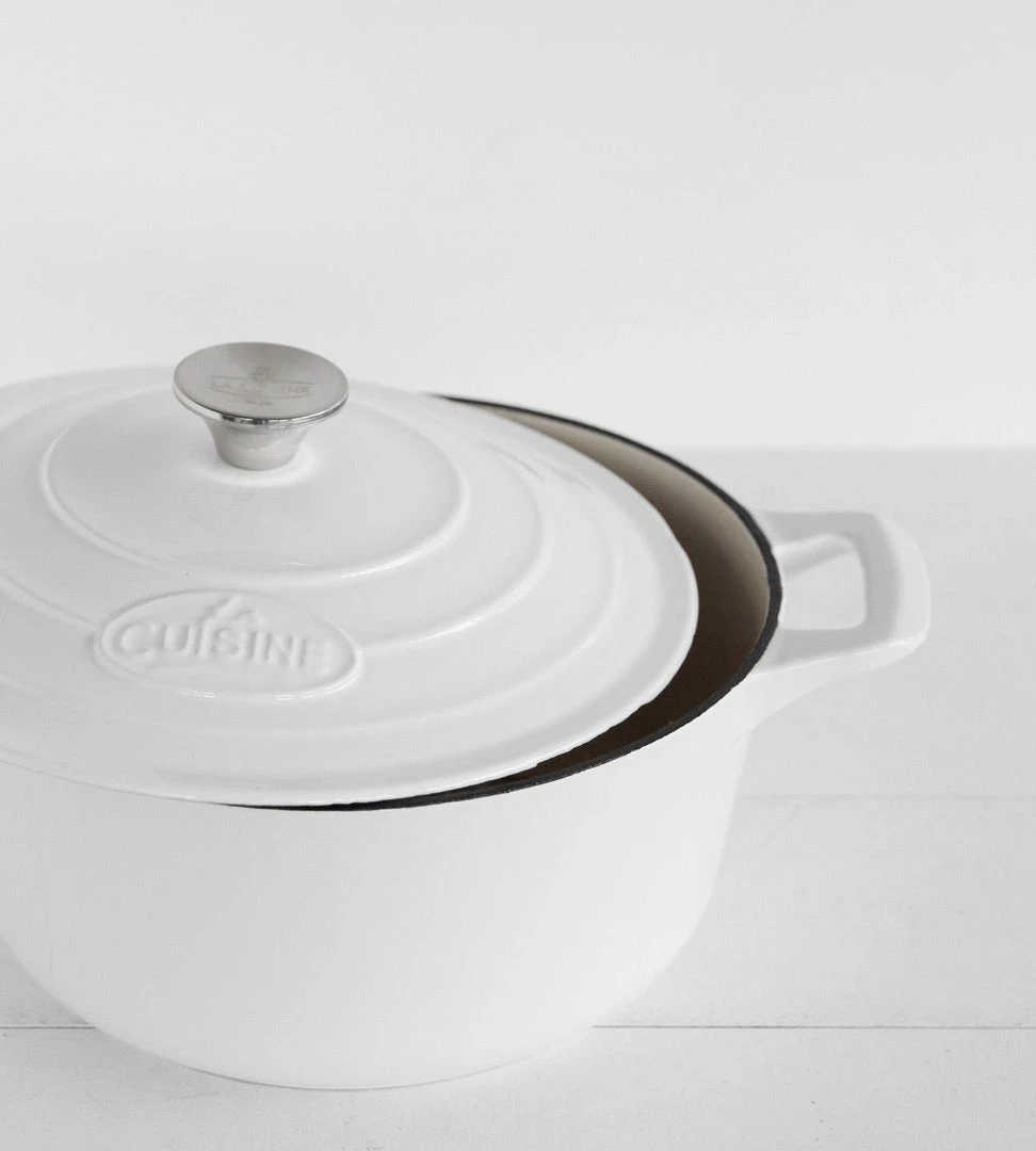 La Cuisine | Round Casserole Pot | White | 24cm Homewares