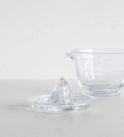 Heaven In Earth Homewares Glass Measuring Jug & Juicer