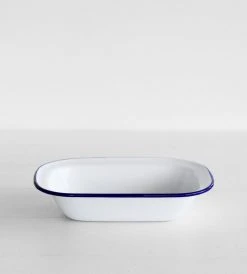 Falcon Enamelware Traditional Enamel | Oblong Pie Dish Homewares