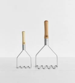 French Kitchenware Stainless Steel Masher With Wood Handle