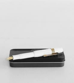 Homewares Kaweco | Classic Fountain Pen | Medium | White