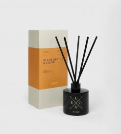 Hivern | Black Orchid & Clove Diffuser | Dark Navy