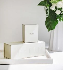 Homewares Hivern | Vetiver & Cedarwood Candle | Dark Navy