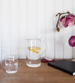 Kinto | Cast Water Jug | 0.75L Homewares