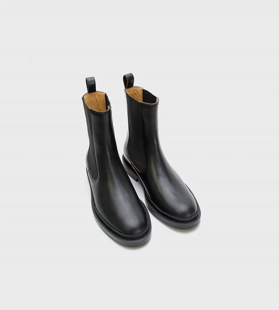 La Tribe | Yasmin Platform Boot | Black Fashion + Beauty