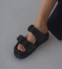 Fashion + Beauty La Tribe | Shearling Buckle Slide | Black