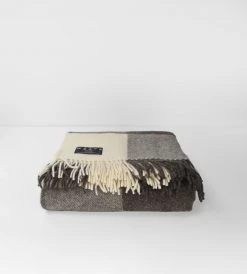 Weave Lake Hayes Throw | Peat Homewares