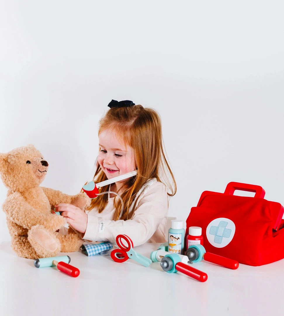 Baby + Child Le Toy Van | Doctors Set