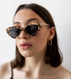 Fashion + Beauty Luv Lou | The Harley | Cream Tort