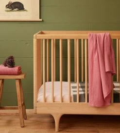 Nature Baby | Muslin Wrap | Raspberry Crinkle