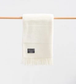 Weave Nevis Throw | Snow