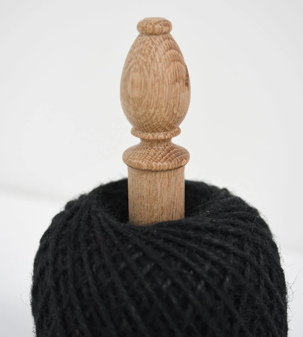 Heaven In Earth Homewares Oak String Tidy With Blade Cutter | Black String