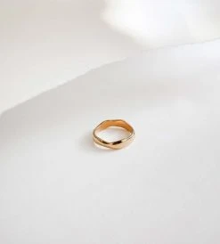 Pigment Studio | Ebb Ring | Gold
