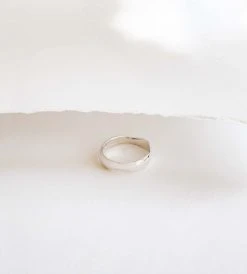 Pigment Studio | Ebb Ring | Silver Fashion + Beauty