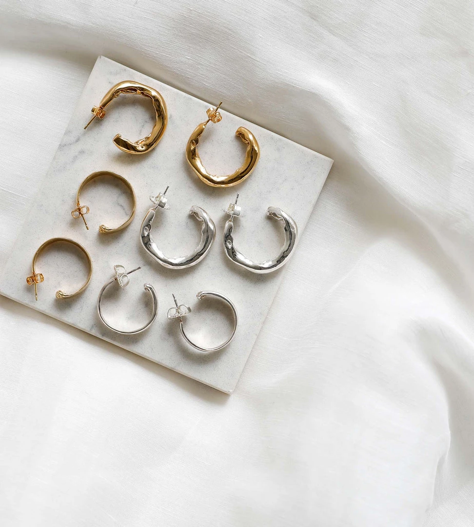 Fashion + Beauty Released From Love | Classic Hoops 009 | Sterling Silver