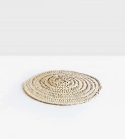 Epicure Trading Round Palm Tablemat
