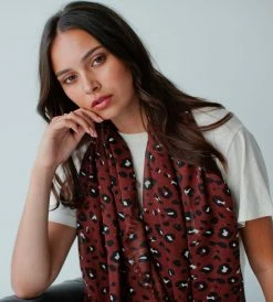 Fashion + Beauty Sophie | Leopard Scarf | Rosewood