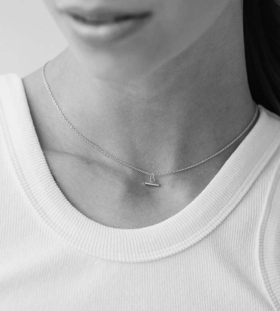 Fashion + Beauty Sophie | Mini Bar Necklace