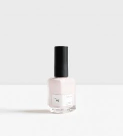 Fashion + Beauty Sundays | Non Toxic Nail Polish | Buttery Nude No. 6