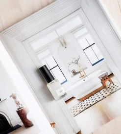 Fashion + Beauty Sundays | Non Toxic Nail Polish | Top Coat T.03