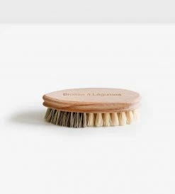 Heaven In Earth Vegetable Brush