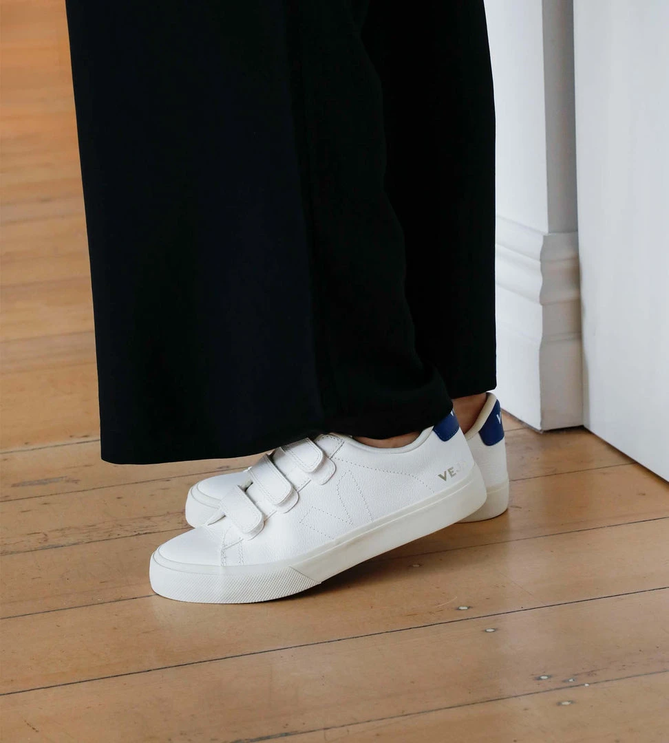 Veja | Recife Chromefree Sneaker | Extra White Cobalt Fashion + Beauty