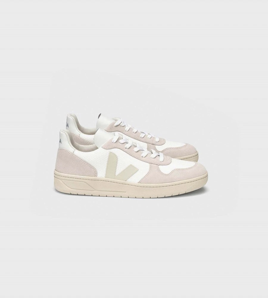 Veja | V10 B-Mesh Sneaker | White Natural Pierre Fashion + Beauty